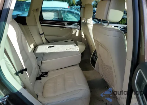 2012 Volkswagen Touareg V6 Tdi z USA, uszkodzony, nr VIN WVGEK9BPXCD012003